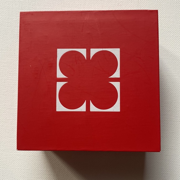 Liz Claiborne Mother of Pearl Expansion Band Watch, NIB - Picture 8 of 9